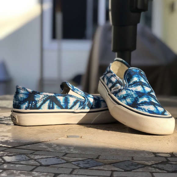 VANS Indigo Blue and Antique White Tie-Dye Slip-On Slide Tennis Shoes (Unisex) - Picture 8 of 9